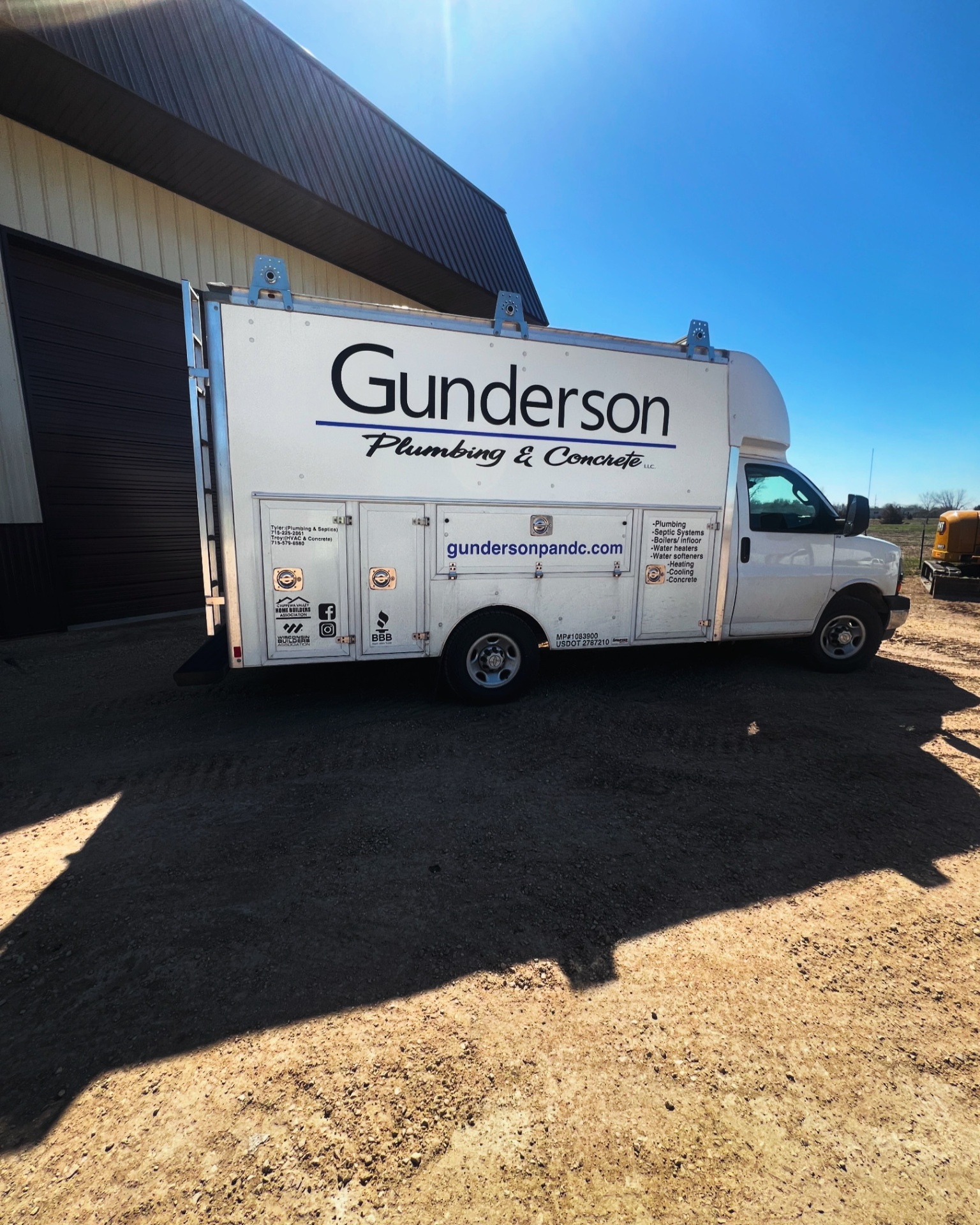 The Gunderson family team