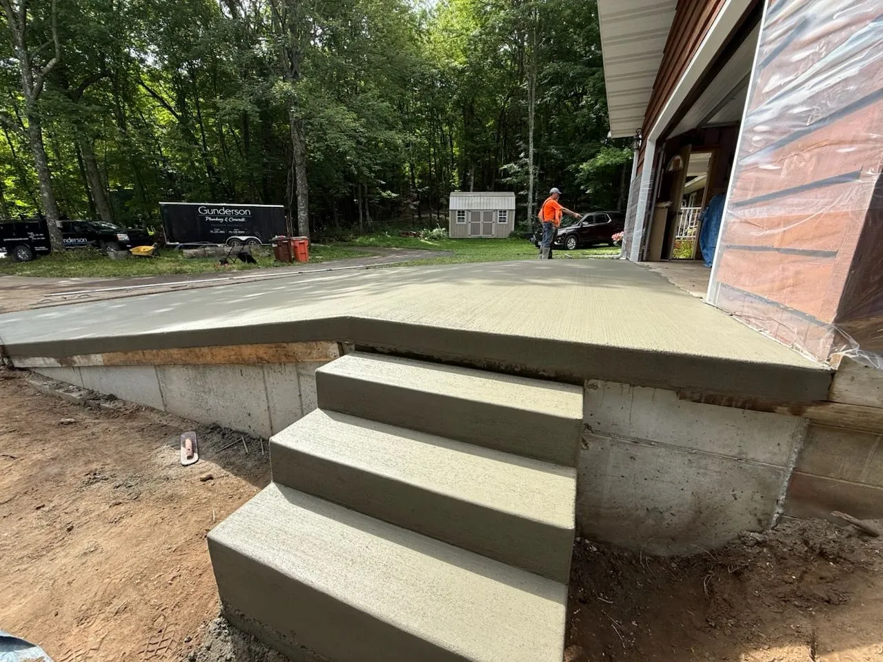 Finished concrete steps and landing